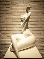 Скульптура и современный интерьер